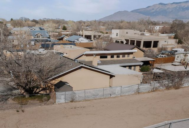 4416 San Isidro Street NW, Albuquerque, NM 87107