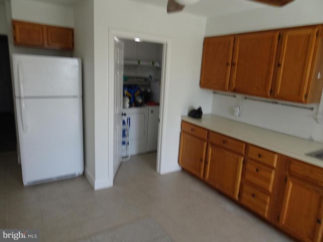 213 E 2ND ST, New Castle, DE 19720