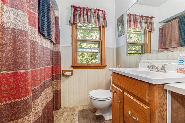 31 W Lakewood Boulevard, Holland, MI 49424