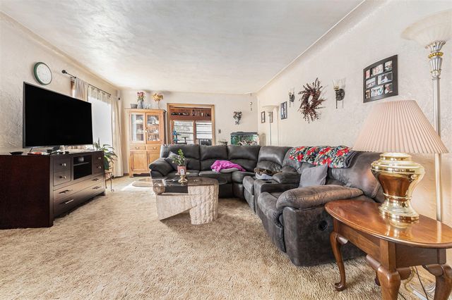 31 W Lakewood Boulevard, Holland, MI 49424