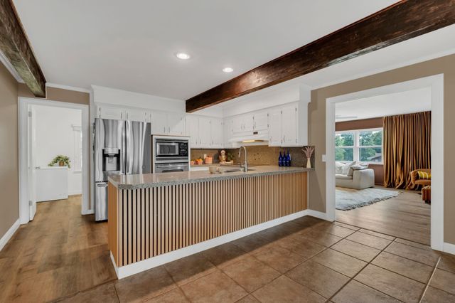 301 Brandywine Dr, Old Hickory, TN 37138