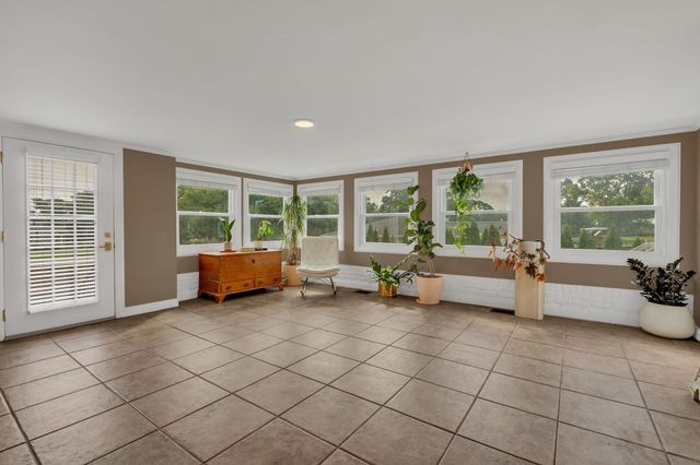 301 Brandywine Dr, Old Hickory, TN 37138