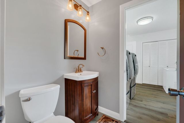 301 Brandywine Dr, Old Hickory, TN 37138