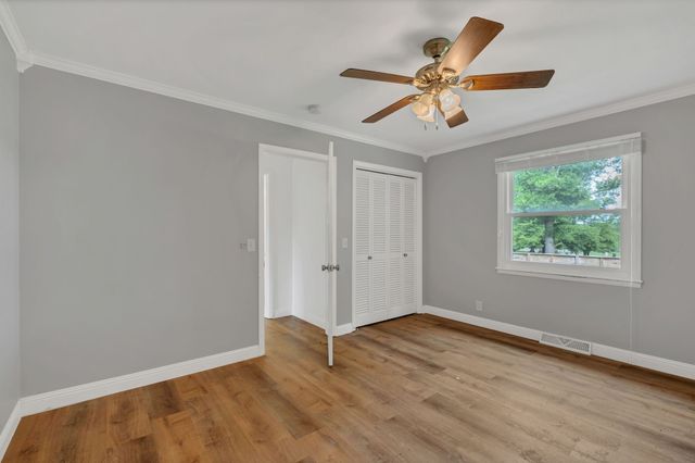 301 Brandywine Dr, Old Hickory, TN 37138