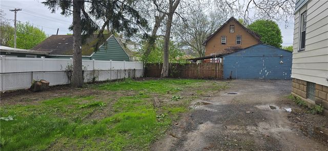 1812 North Goodman Street, Irondequoit, NY 14609