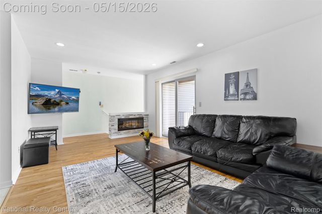 43220 Fountain Drive, Sterling Heights, MI 48313