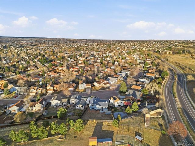 3607 Summer Breeze Dr, Colorado Springs, CO 80918