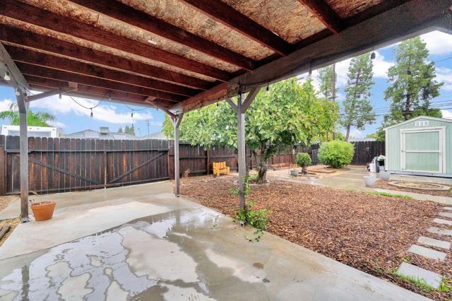 1314 W Weldon Avenue, Fresno, CA 93705