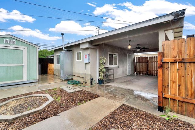 1314 W Weldon Avenue, Fresno, CA 93705