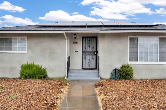 1314 W Weldon Avenue, Fresno, CA 93705