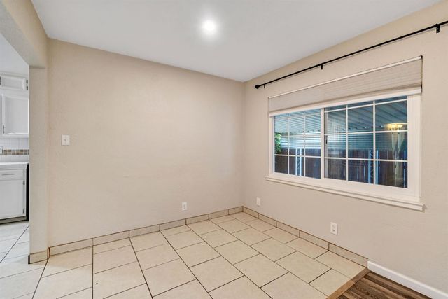 1314 W Weldon Avenue, Fresno, CA 93705