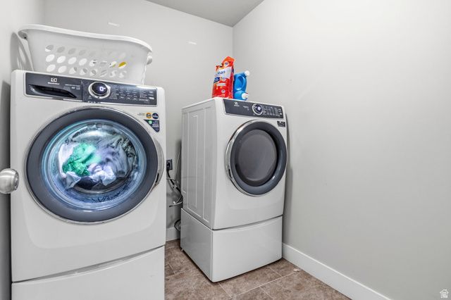 2884 W 1150 S, Syracuse, UT 84075