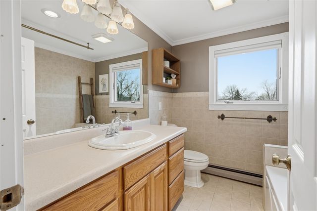 1888 Squaw Lagoon Drive, Oxford, MI 48371