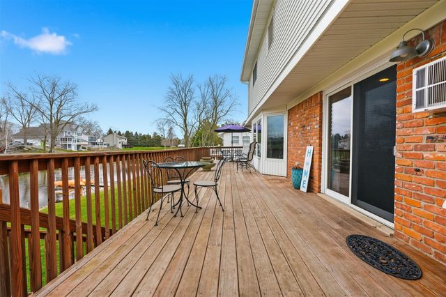 1888 Squaw Lagoon Drive, Oxford, MI 48371