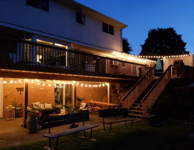 1888 Squaw Lagoon Drive, Oxford, MI 48371