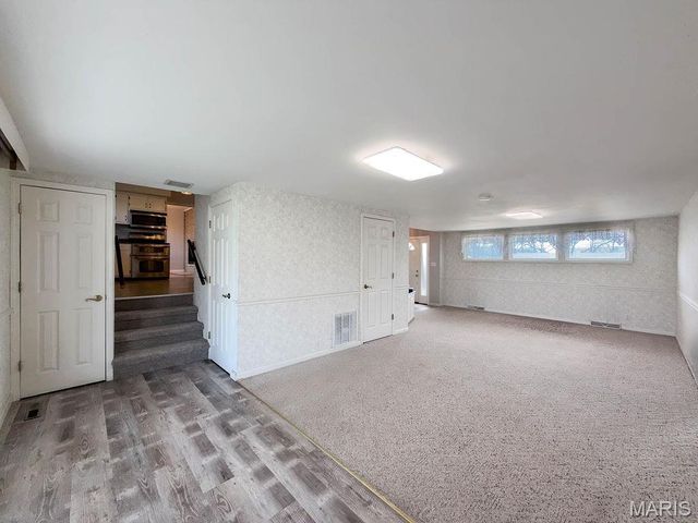 1521 Sweeney Drive, Festus, MO 63028
