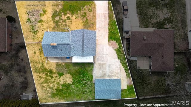 1521 Sweeney Drive, Festus, MO 63028