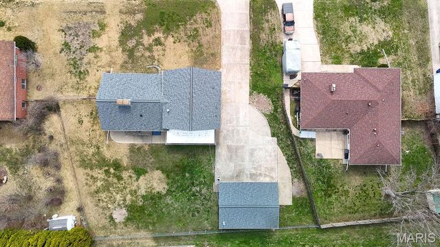 1521 Sweeney Drive, Festus, MO 63028