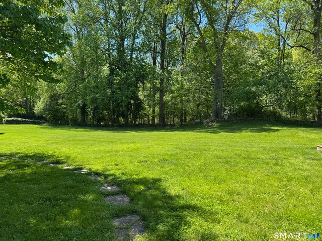 22 Dawn Drive, Westport, CT 06880