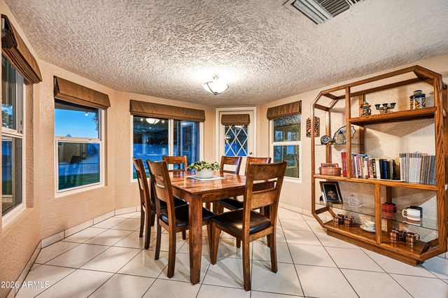 3025 W KERRY Lane, Phoenix, AZ 85027