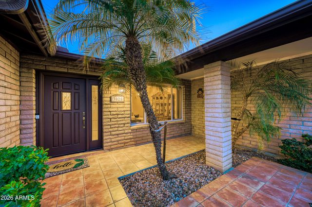 3025 W KERRY Lane, Phoenix, AZ 85027