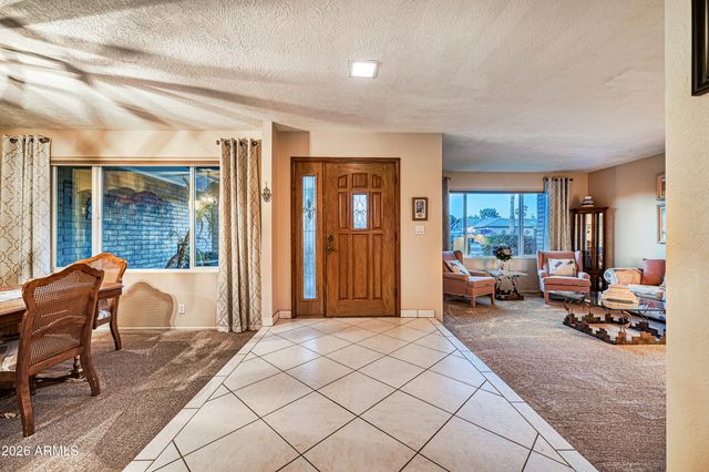 3025 W KERRY Lane, Phoenix, AZ 85027