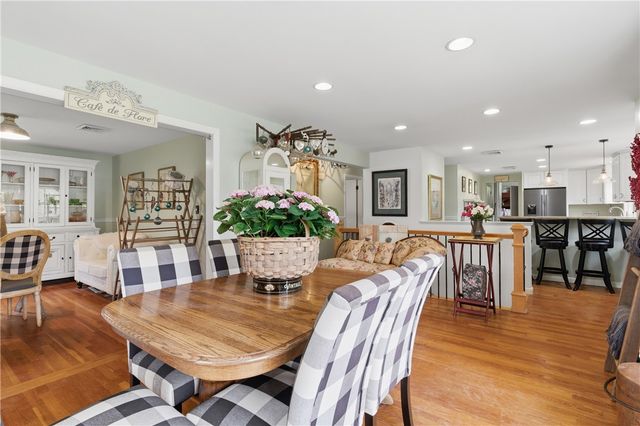 315 Angell Road, Lincoln, RI 02865