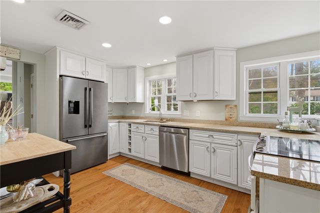 315 Angell Road, Lincoln, RI 02865