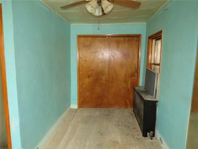 11175 Old Trail Rd, North Huntingdon, PA 15642