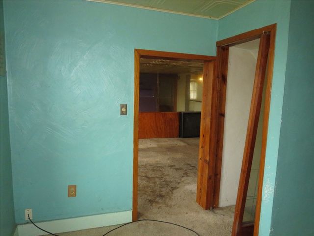 11175 Old Trail Rd, North Huntingdon, PA 15642