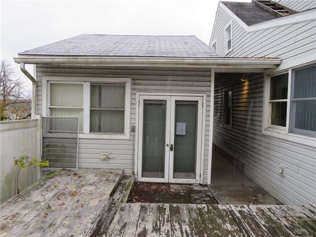 11175 Old Trail Rd, North Huntingdon, PA 15642