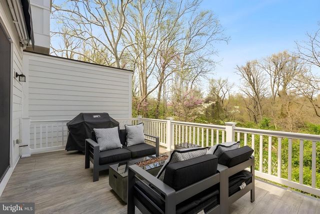 3737 GLENMOOR RESERVE LN, Chevy Chase, MD 20815