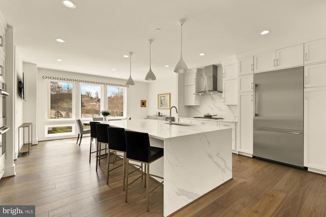 3737 GLENMOOR RESERVE LN, Chevy Chase, MD 20815