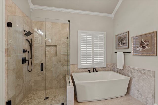 111 Saint Annes Drive, Mabank, TX 75156
