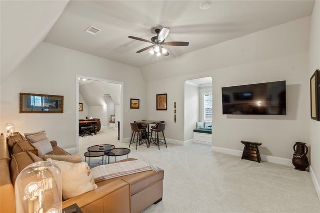 111 Saint Annes Drive, Mabank, TX 75156
