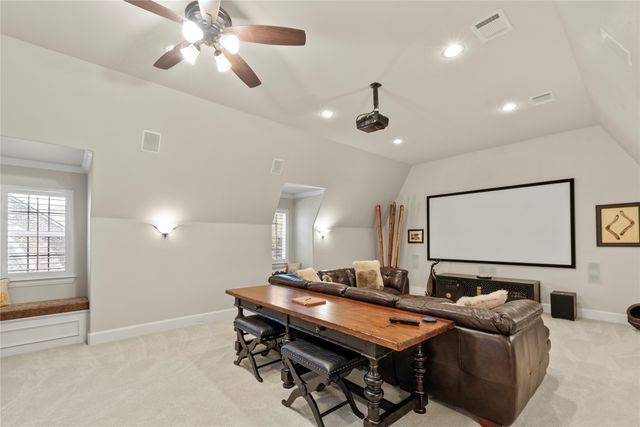 111 Saint Annes Drive, Mabank, TX 75156