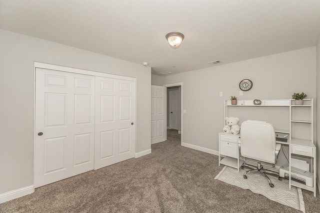 6805 W Fir Avenue, Fresno, CA 93722