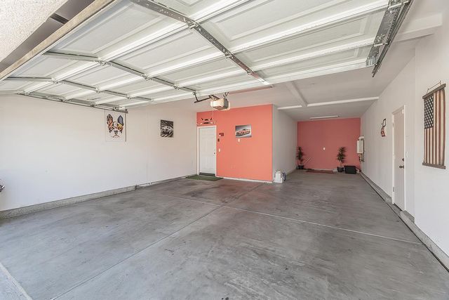 6805 W Fir Avenue, Fresno, CA 93722