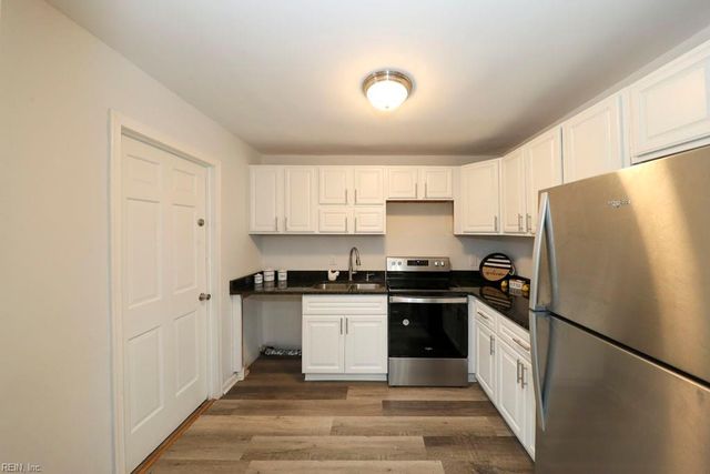 301 Advocate Ct Unit A, Newport News, VA 23608
