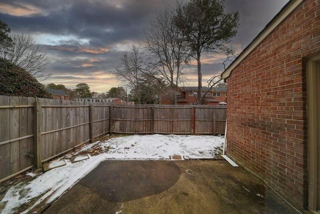 301 Advocate Ct Unit A, Newport News, VA 23608