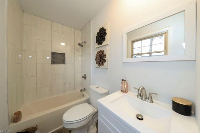 301 Advocate Ct Unit A, Newport News, VA 23608