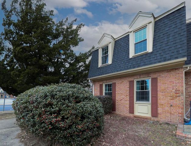 301 Advocate Ct Unit A, Newport News, VA 23608