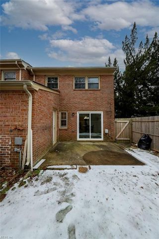 301 Advocate Ct Unit A, Newport News, VA 23608