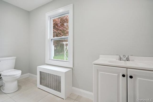 1030 Glen Cove Avenue, Glen Head, NY 11545