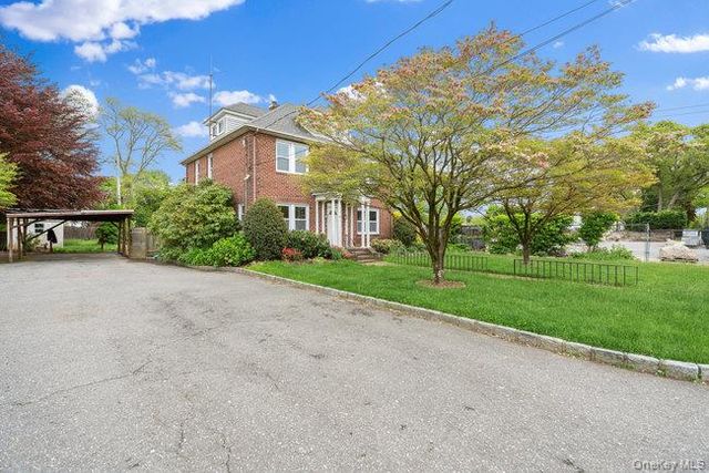 1030 Glen Cove Avenue, Glen Head, NY 11545