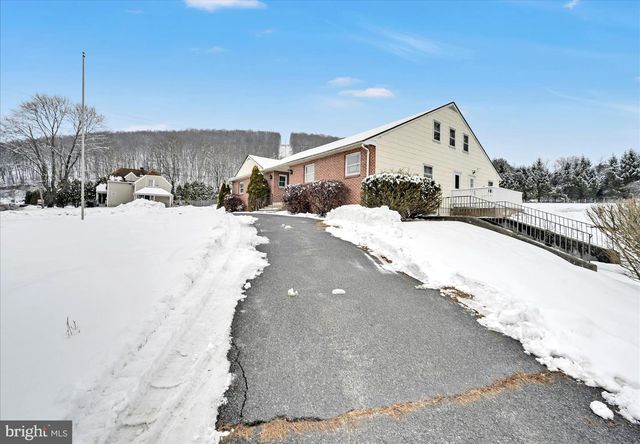 780 CLAREMONT AVE, Tamaqua, PA 18252