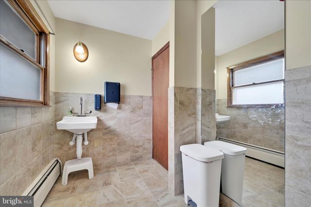 780 CLAREMONT AVE, Tamaqua, PA 18252