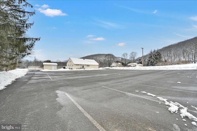 780 CLAREMONT AVE, Tamaqua, PA 18252