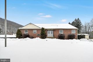 780 CLAREMONT AVE, Tamaqua, PA 18252