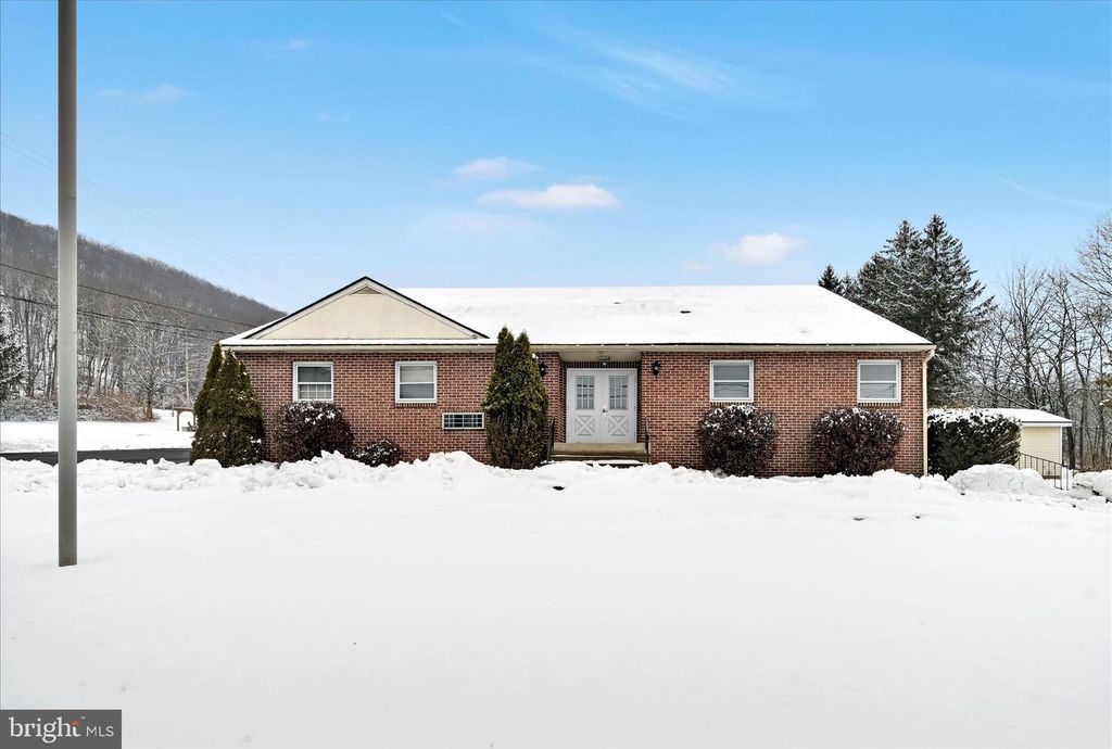 Image 1 of property listing at 780 CLAREMONT AVE, Tamaqua, PA 18252